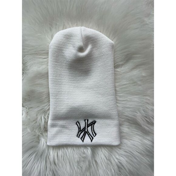 NWOT New York Yankees Unisex White Beanie Cuff Winter Warm Hat - Picture 3 of 6